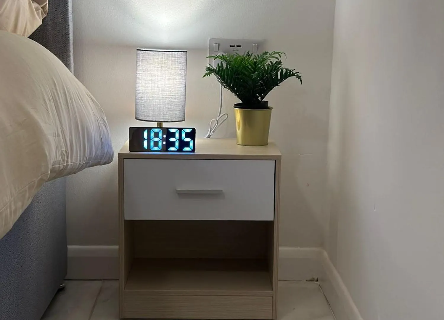 Guest house Maryland Studio London